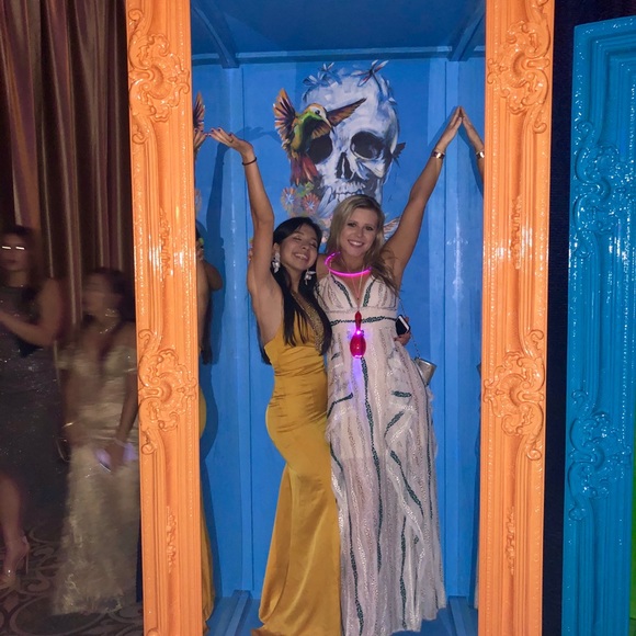 Lovers + Friends gown - Picture 3 of 3